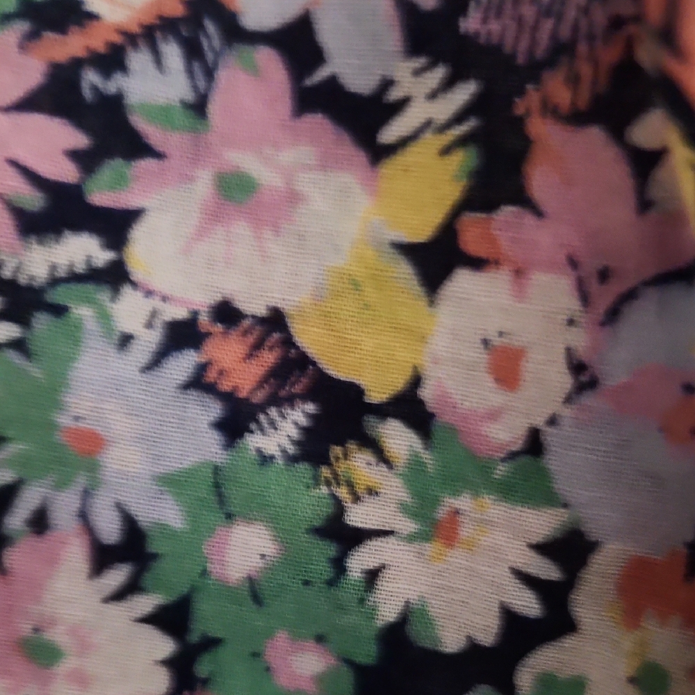 GAP Pink and Green Ruffled Blouse - Picture 4 of 6